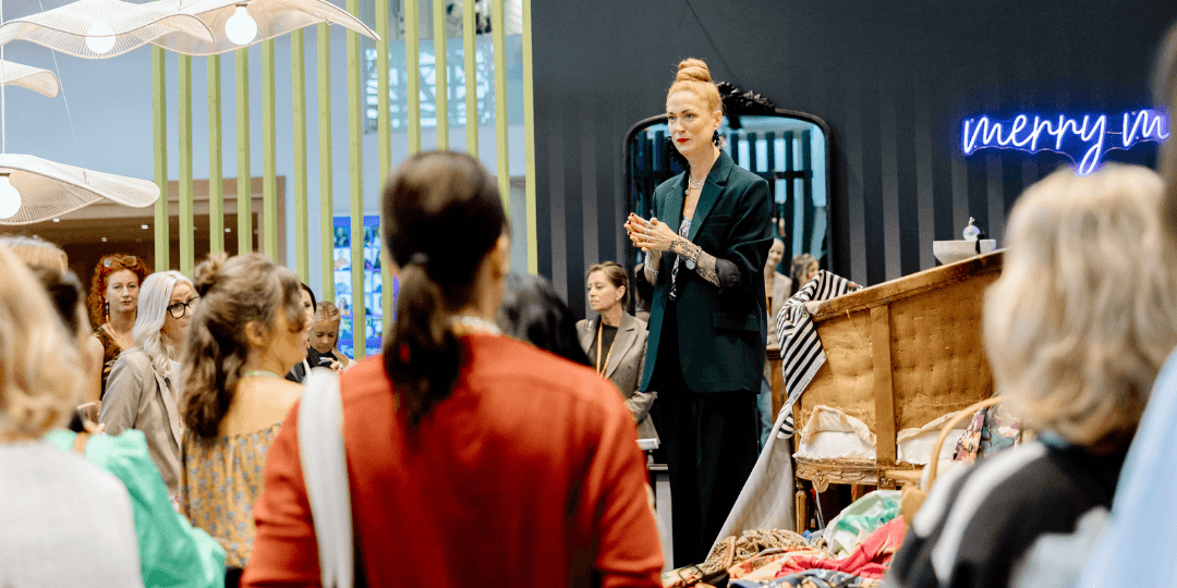 Click here to see the time and place of the Things-I-Love parade